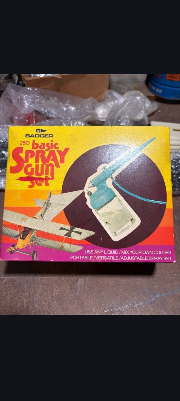 Badger Air Brush Co. Basic Spray Gun Set Model 250 Vintage Includes Box